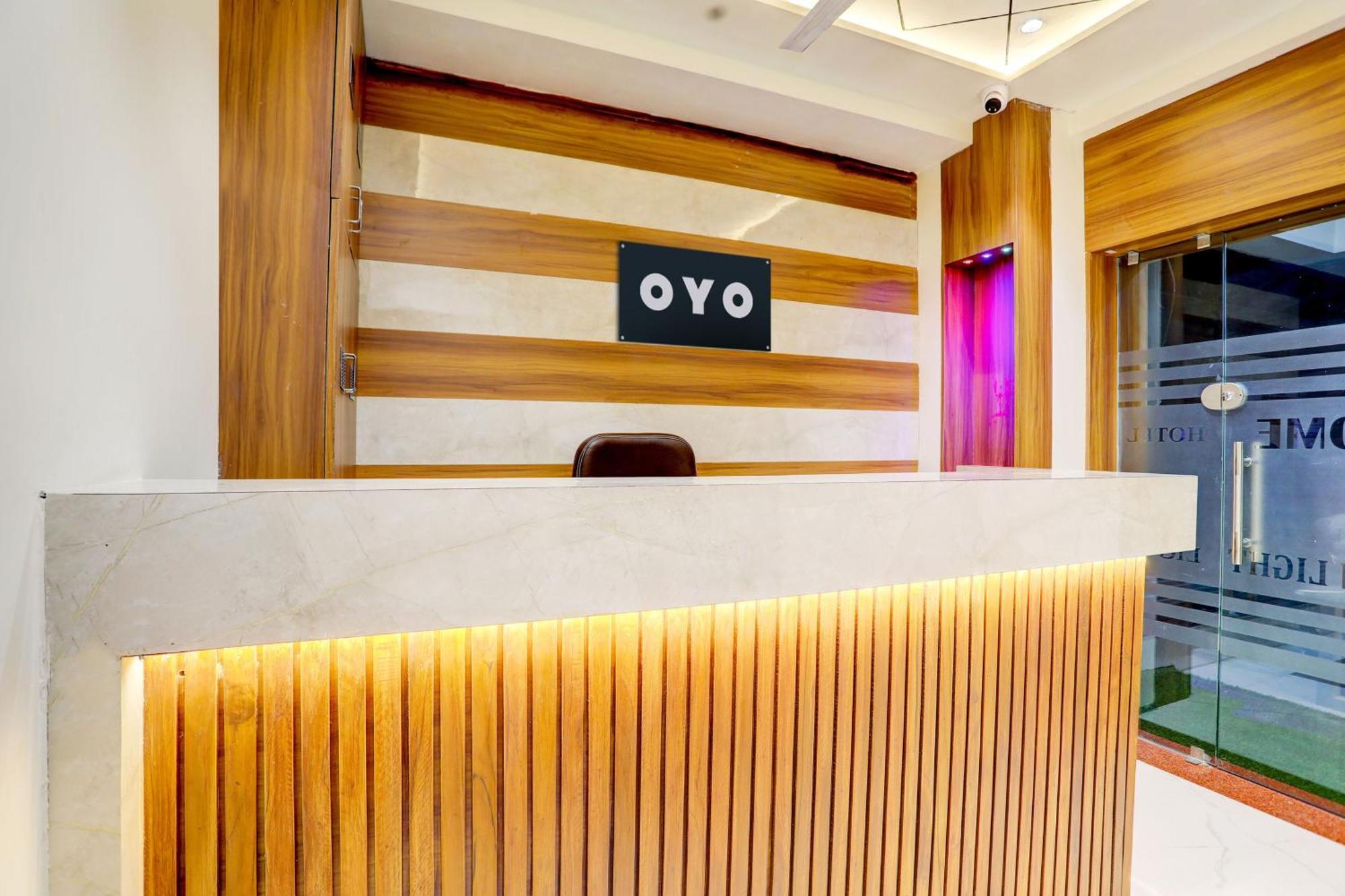 Hotel O Sun Light Ахмедабад Екстериор снимка