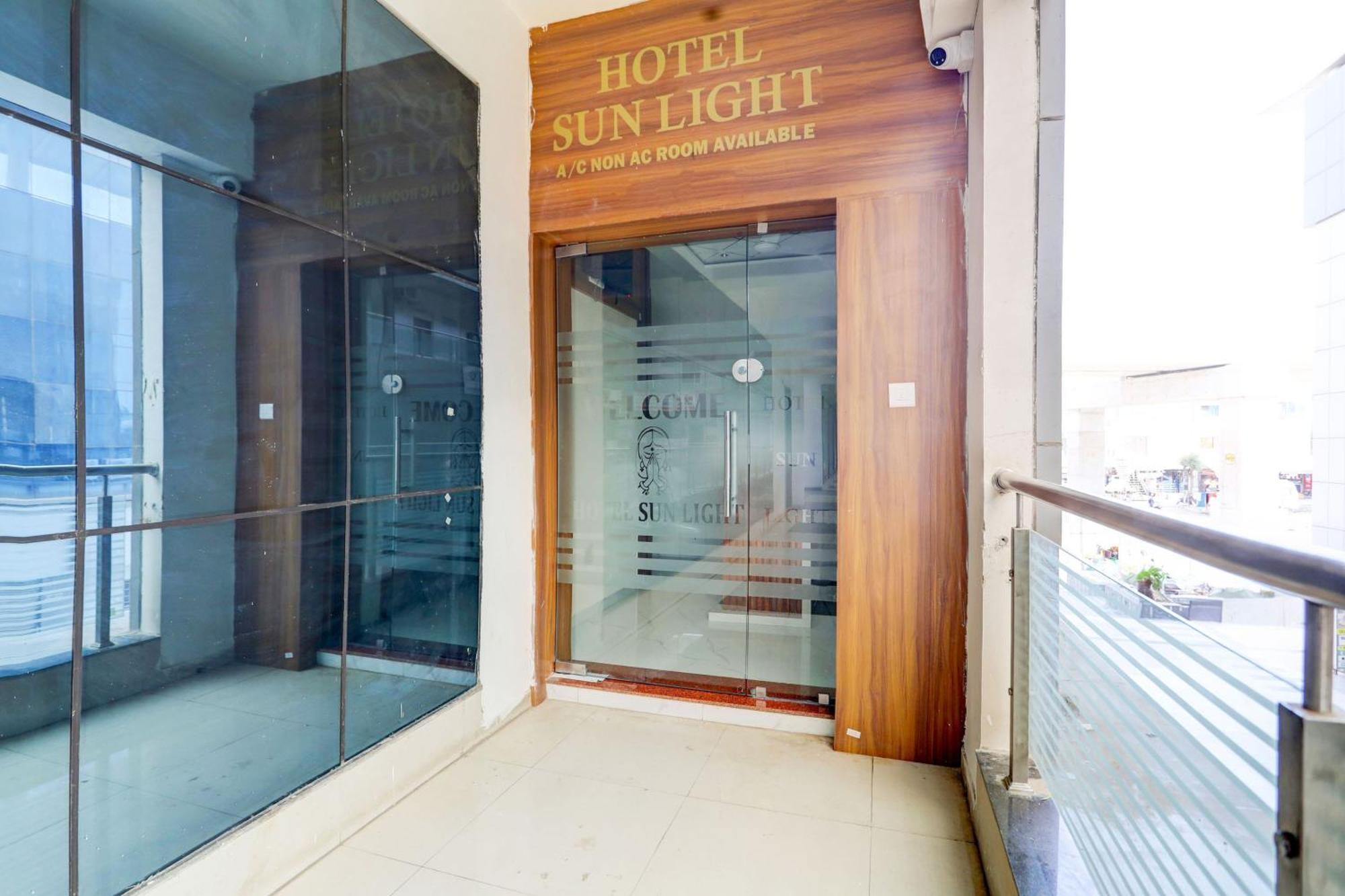 Hotel O Sun Light Ахмедабад Екстериор снимка