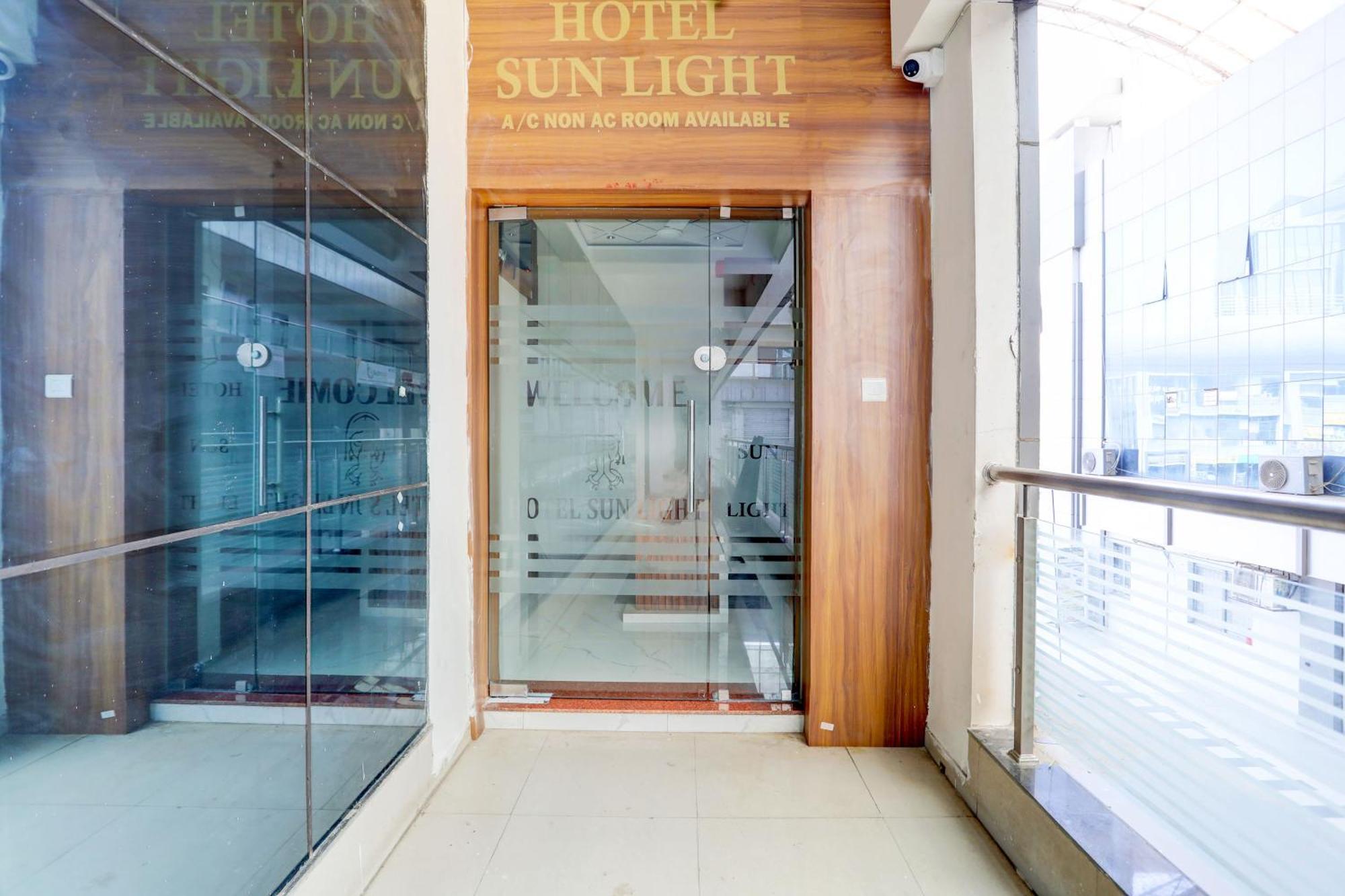 Hotel O Sun Light Ахмедабад Екстериор снимка